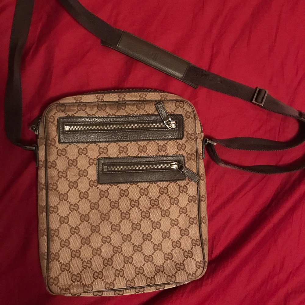 Authentic Vintage Gucci GG Monogram Crossbody